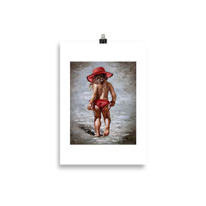 Rooi hoed op die strand | A4 Paper Print