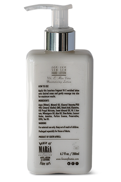 Couple on Beach | Sen Sen | Hand Lotion